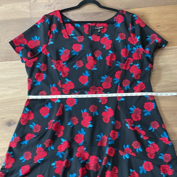 Lane Bryant Rockabilly Dress Black Red Floral
Rose Roses Plus Size 28 Fit Flare - Picture 10 of 12
